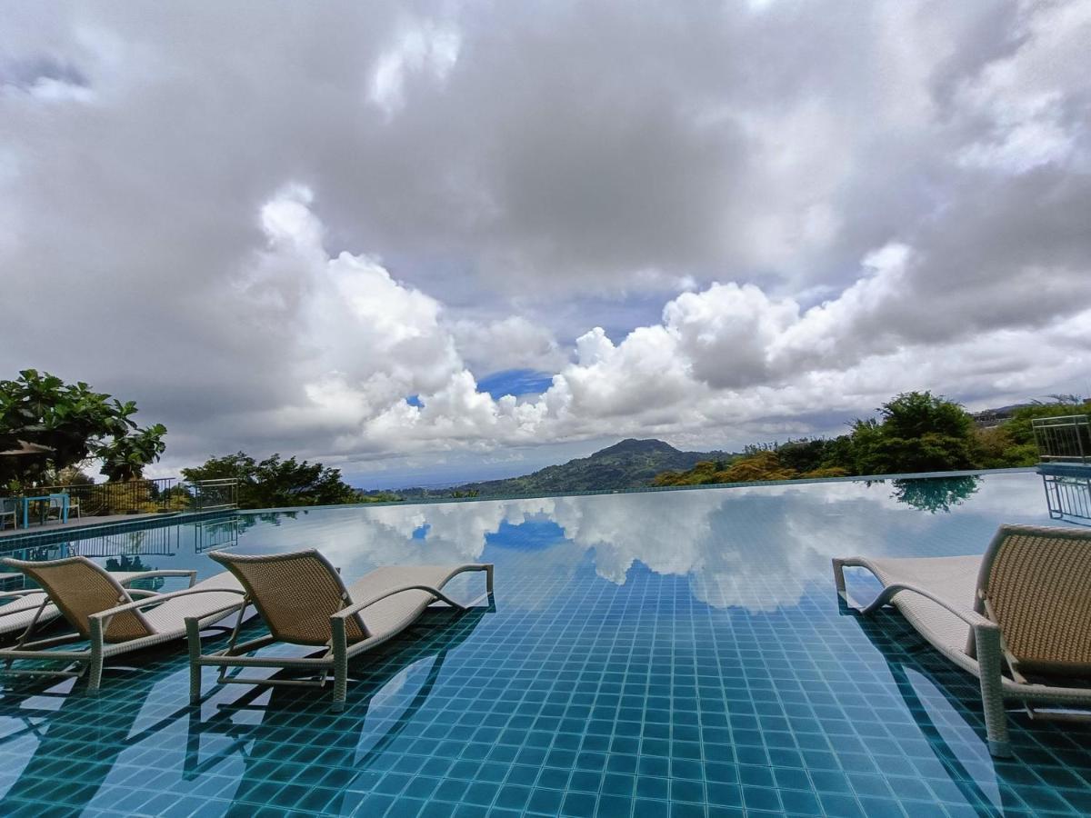 Mist Mountain Resort Powered By Cocotel セブ市 エクステリア 写真