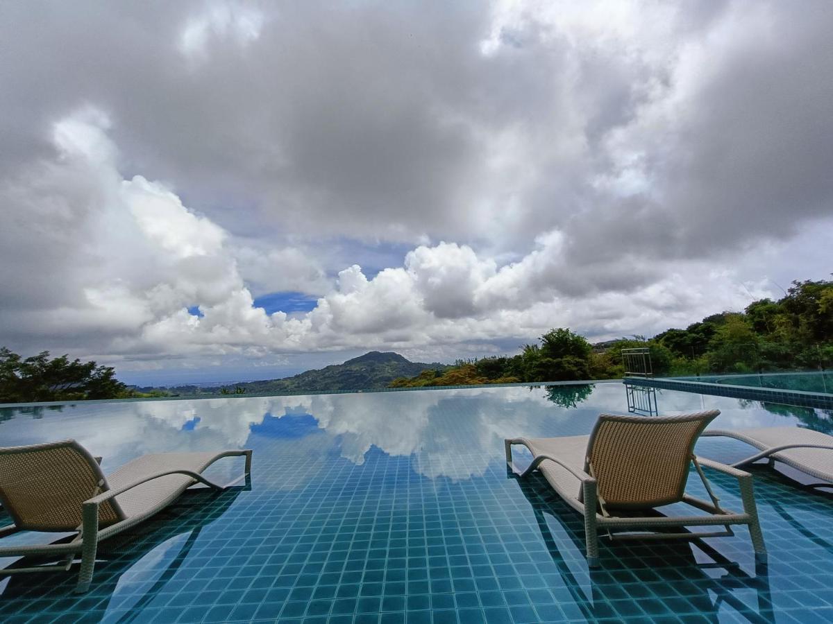 Mist Mountain Resort Powered By Cocotel セブ市 エクステリア 写真