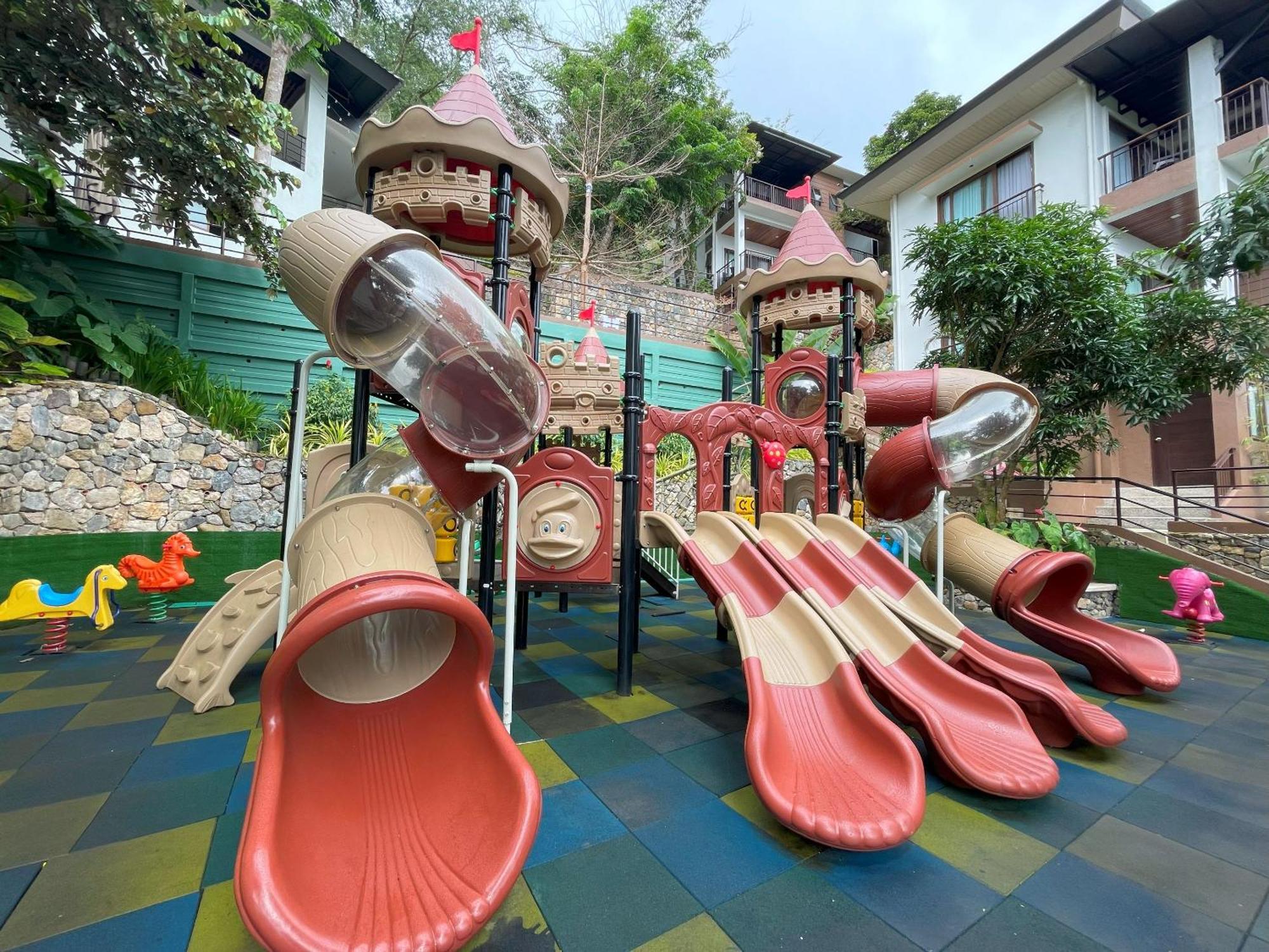 Mist Mountain Resort Powered By Cocotel セブ市 エクステリア 写真
