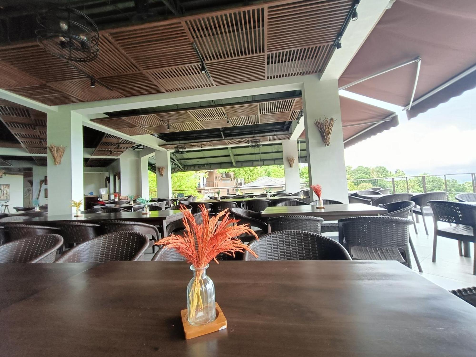 Mist Mountain Resort Powered By Cocotel セブ市 エクステリア 写真