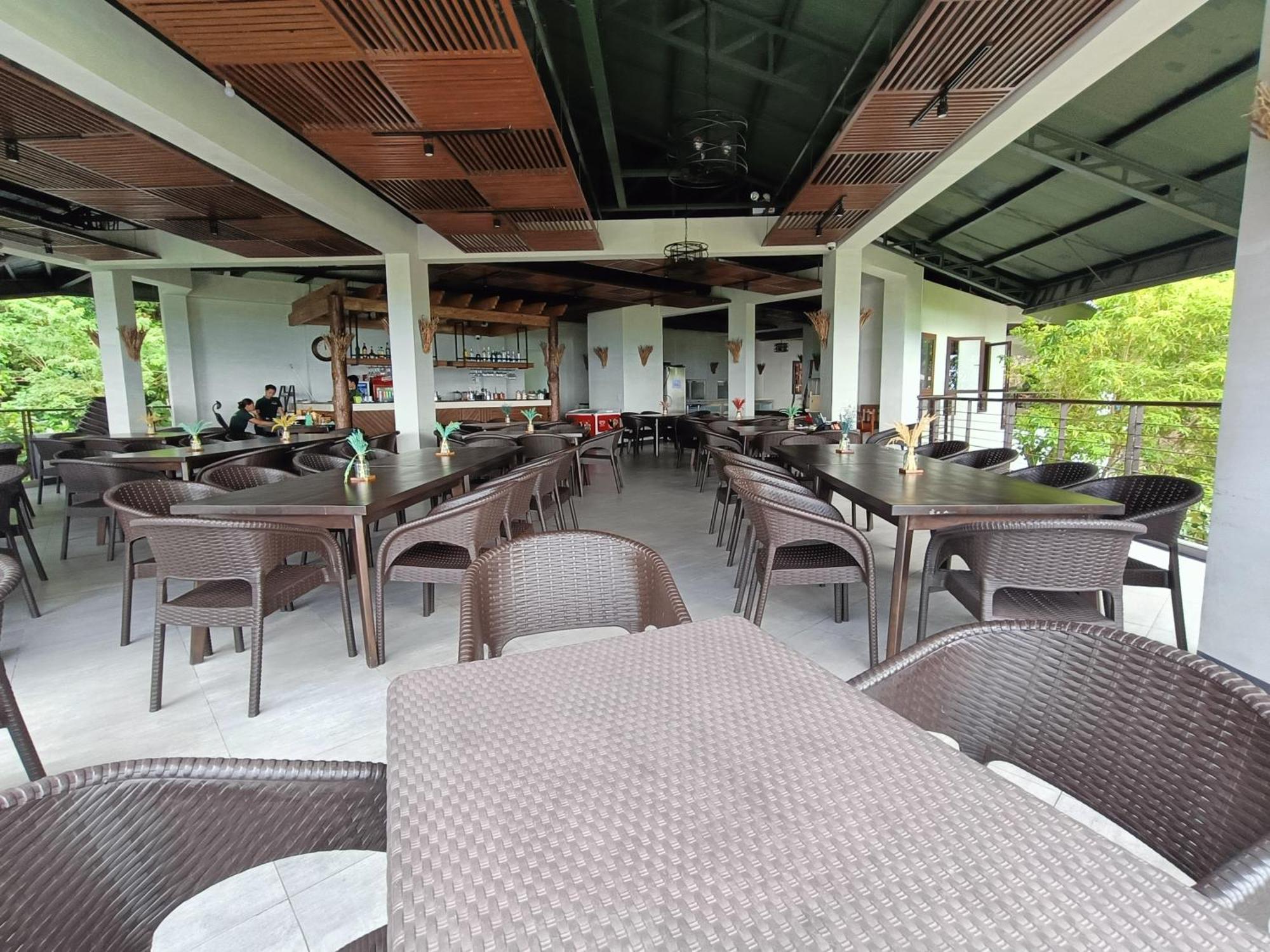 Mist Mountain Resort Powered By Cocotel セブ市 エクステリア 写真