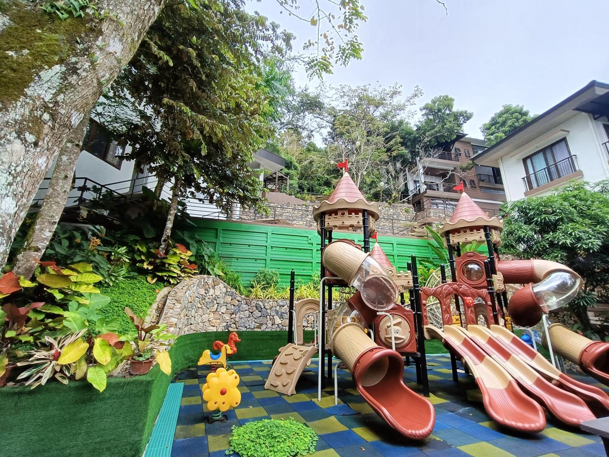 Mist Mountain Resort Powered By Cocotel セブ市 エクステリア 写真