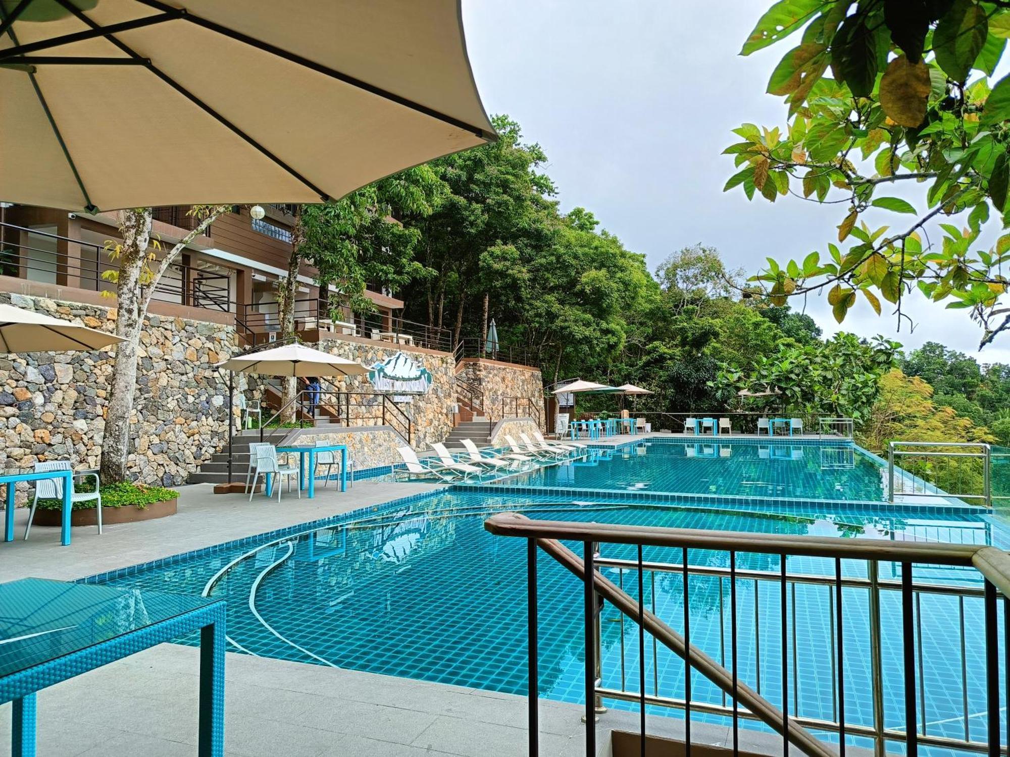Mist Mountain Resort Powered By Cocotel セブ市 エクステリア 写真