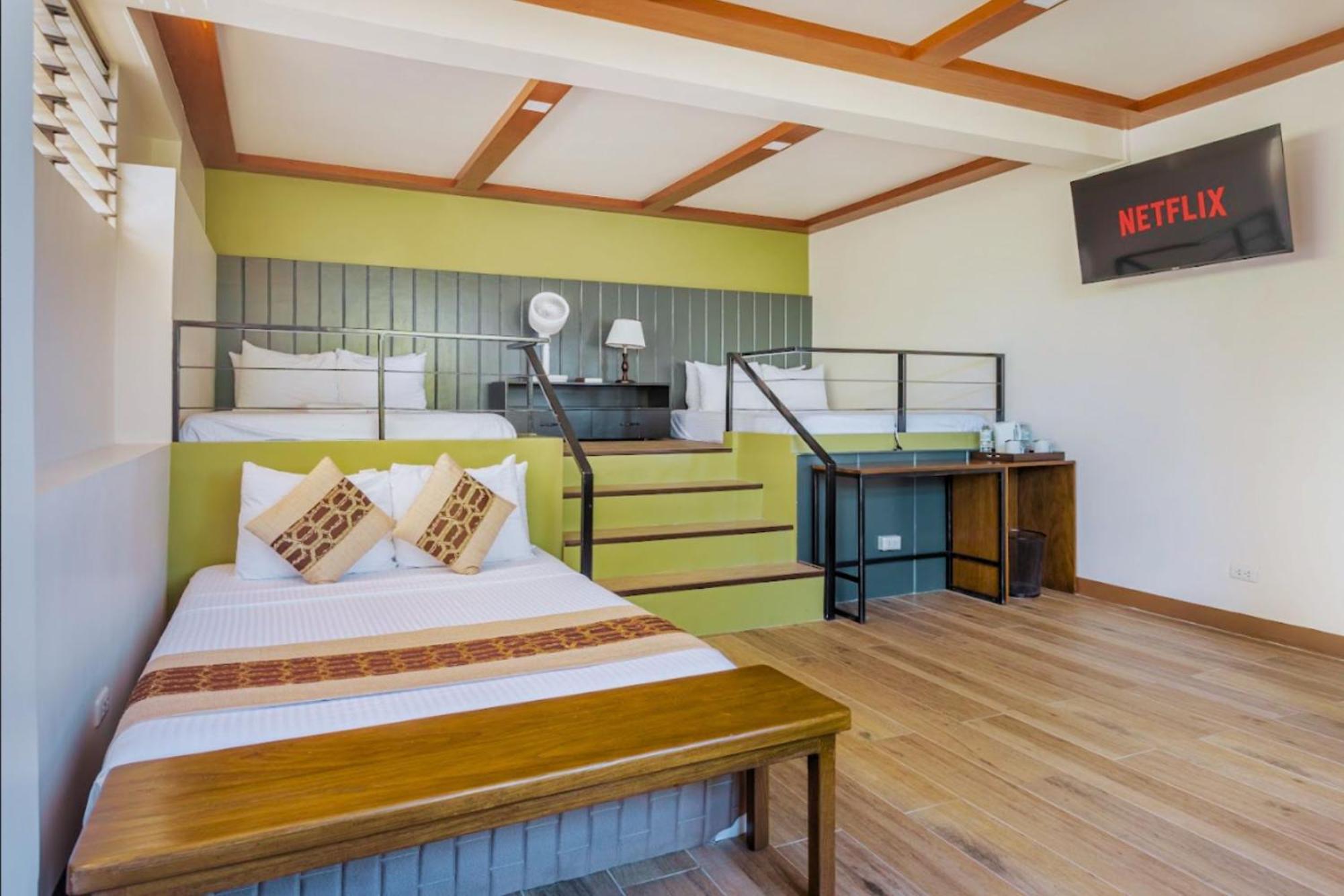 Mist Mountain Resort Powered By Cocotel セブ市 エクステリア 写真