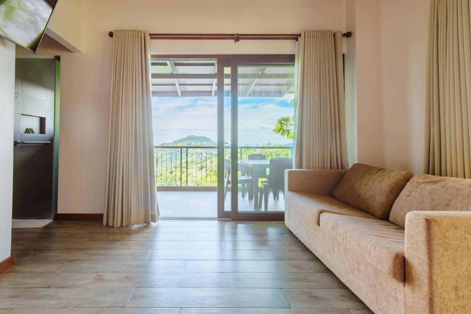 Mist Mountain Resort Powered By Cocotel セブ市 エクステリア 写真